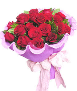 12 adet kırmızı gülden görsel buket  Erzurum çiçek online çiçek siparişi 