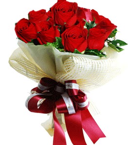 9 adet kırmızı gülden buket tanzimi  Erzurum çiçek siparişi vermek 
