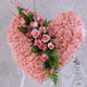 kalp pano karankil ve güller   Erzurum güvenli kaliteli hızlı çiçek 