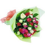 12 adet renkli gül buketi   Erzurum çiçek siparişi vermek 
